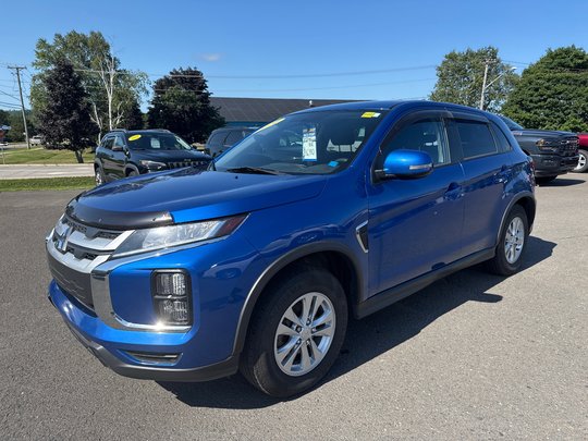 2021 Mitsubishi RVR SE