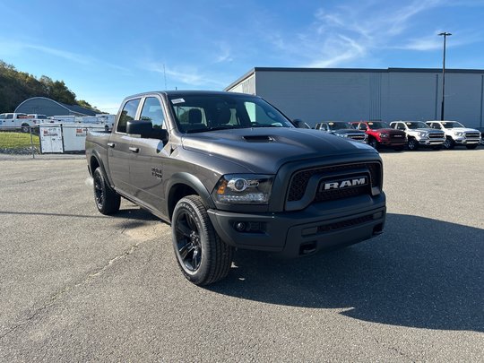 2024 Ram 1500 Classic WARLOCK