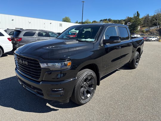 2025 Ram 1500 SPORT
