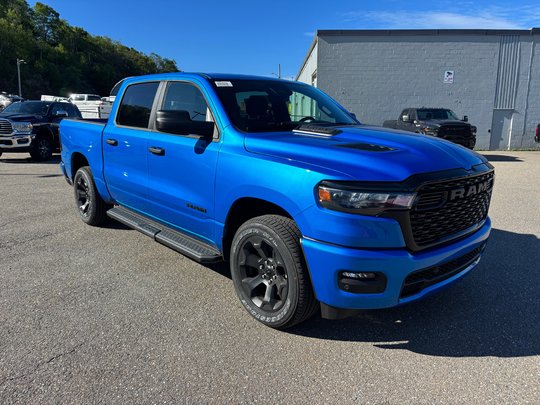 Ram 1500 EXPRESS 2026