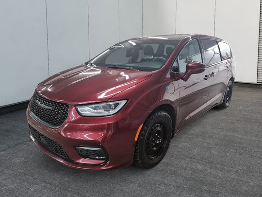 2022 Chrysler Pacifica Hybrid TOURING L // PHEV // PACIFICA
