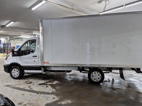 Ford TRANSIT CUTAWAY TRANSIT // CUTAWAY // CUBE 2024