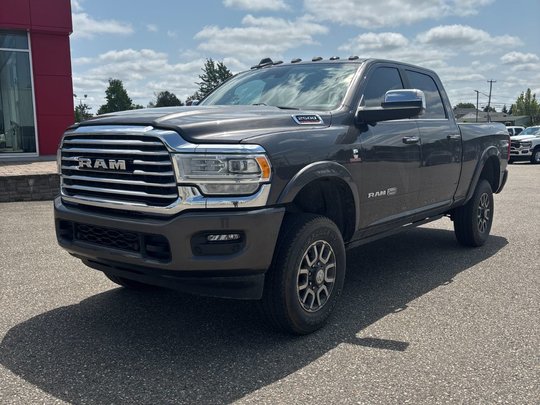 Ram 2500 LIMITED LONGHORN 4X4 CREW CAB // DIESEL // 6.4 BOX 2021