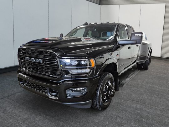2024 Ram 3500 LIMITED 4X4 CREW CAB NIGHT EDITION // ROUE DOUBLE
