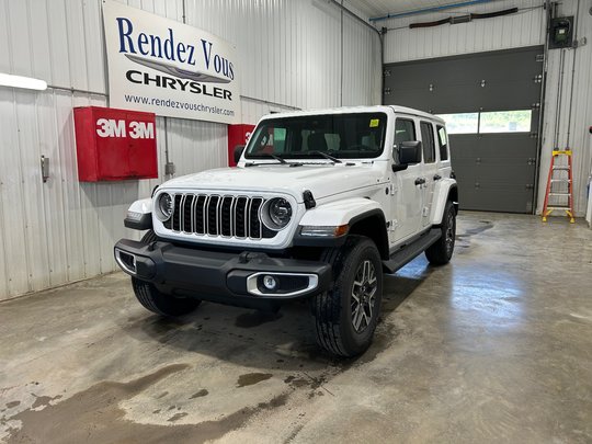 2025 Jeep WRANGLER 4-Door SAHARA