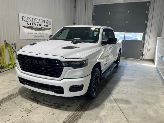 2026 Ram 1500 SPORT
