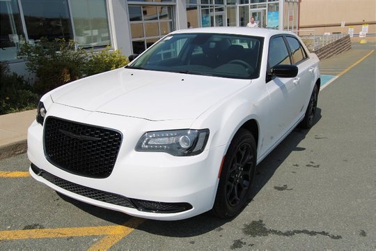 2023 Chrysler 300 300 Touring