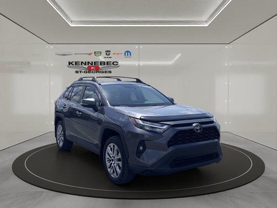 Toyota RAV4 XLE PREMIUM  2024