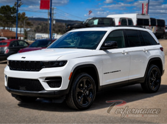 Jeep Grand Cherokee LAREDO ALTITUDE 2025