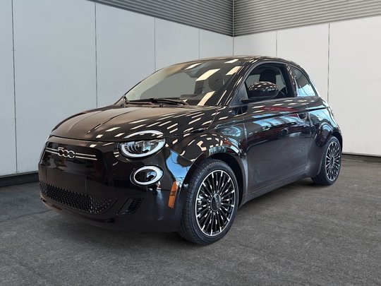 2025 Fiat 500e RED