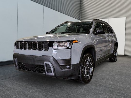 2026 Jeep Cherokee LAREDO