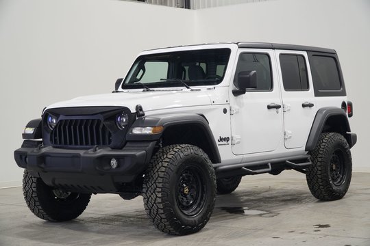 2024 Jeep WRANGLER 4-Door SPORT S