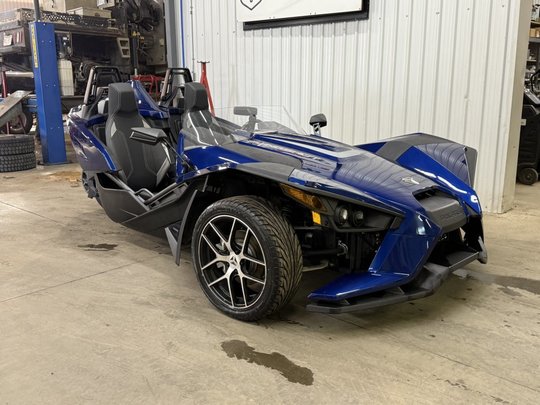 2017 Polaris SLINGSHOT MOTORBIKE