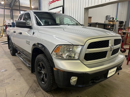 2016 Ram 1500 Outdoorsman Quad cab 4x4