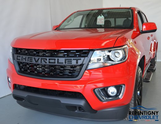 New 2019 Chevrolet Colorado Z71 Crew Cab L Box Red Hot