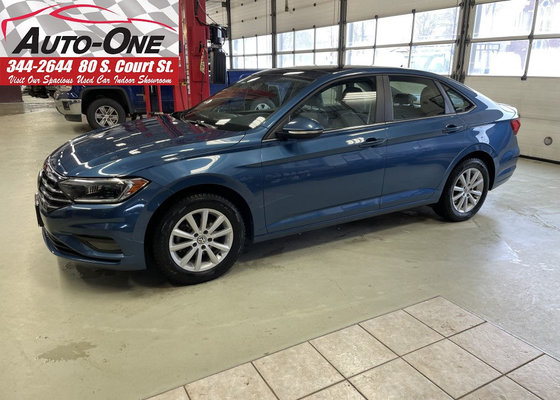 2019 Volkswagen Jetta Execline