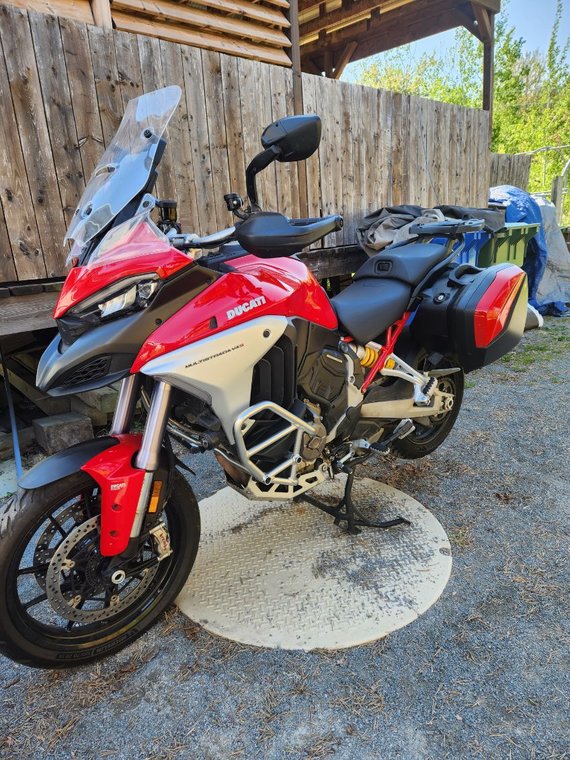 Ducati MULTI STRADA V4S VENTE ACCOMODATION 2021
