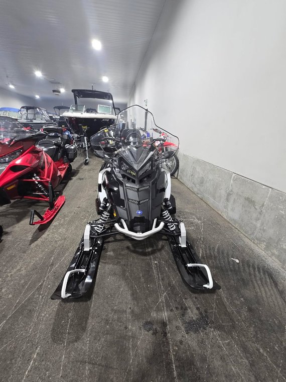 2018 Polaris Titan 800 Adventure