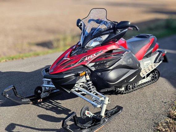 2011 Yamaha Apex GT
