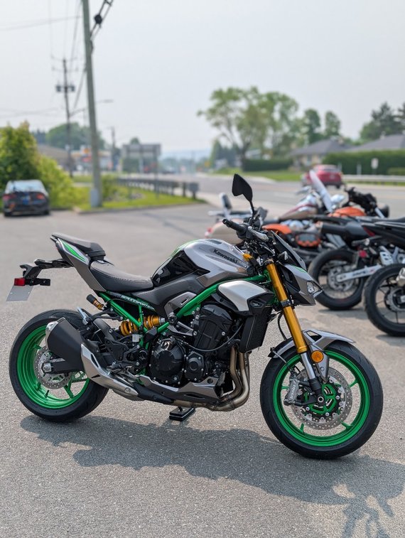 Kawasaki Z900 SE ABS SPECIAL EDITION 2025