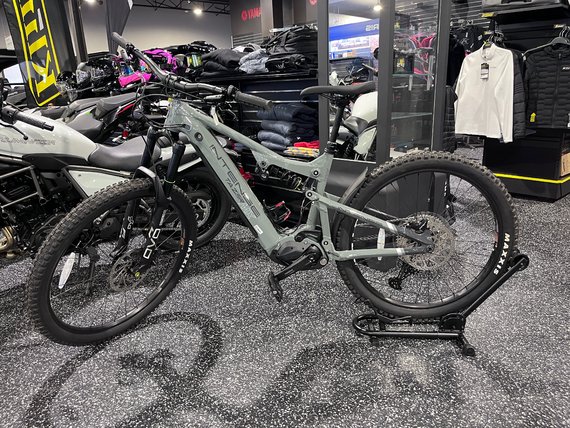 Intense Tazer MX ALLOY Expert P/M  2023