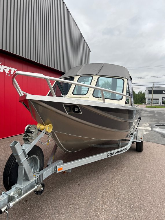 Silver Streak 18' Runabout Soft Top - Race Rocks Yamaha F115X 2023