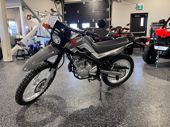 Yamaha XT 250  2025
