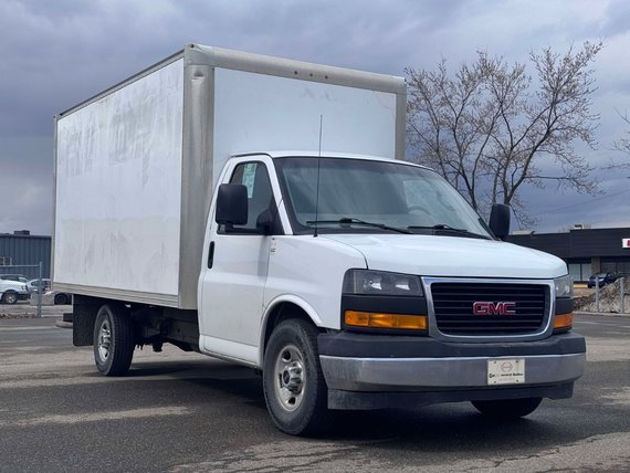 2018 GMC Savana Commercial Cutaway Cube