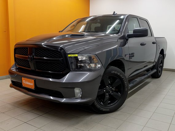 2023 Ram 1500 Classic NIGHT EDITION CREW 4X4 V8 *SIÈGES / VOLANT CHAUFF*