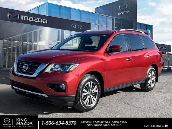2017 Nissan Pathfinder SV
