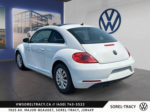 Volkswagen Beetle Coupe Trendline 2016