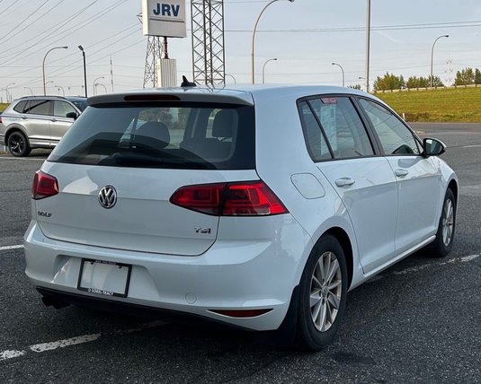 Volkswagen Golf  2016