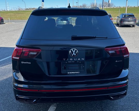 Volkswagen Tiguan Comfortline R-Line Black Edition 2022