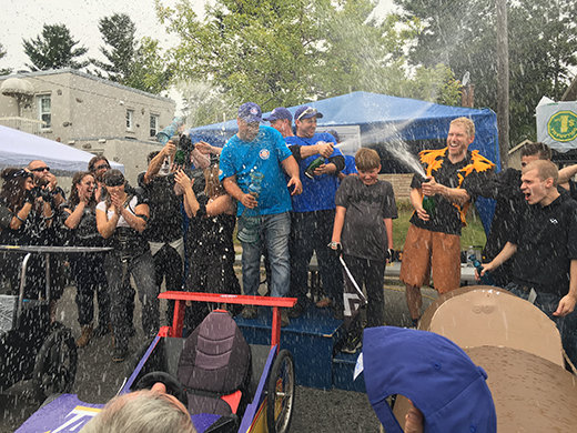 Groupe Vincent remporte la seconde place à La Descente : Challenge de boîtes à savon de la Jeune Chambre de la Mauricie!