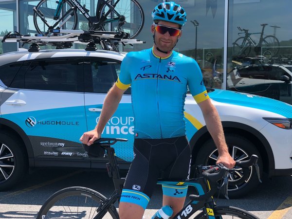 Wow! Le cycliste Hugo Houle au Tour de France!