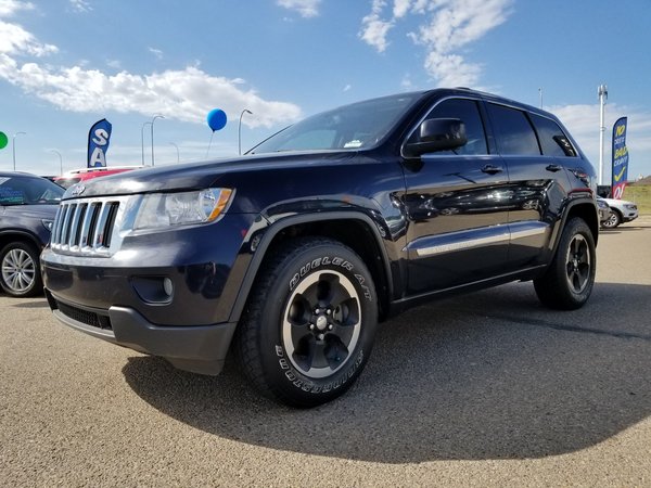 Used 2011 Jeep Grand Cherokee Laredo Dark Blue 160 484 Km