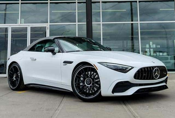 $20,000 off the 2025 AMG SL 43