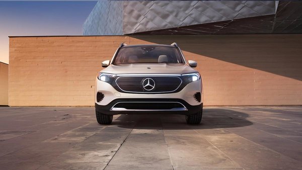 New Entry-Level 2023 Mercedes-Benz EQB 250 Coming This Fall