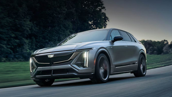 Cadillac LYRIQ 2026 in Joliette: the luxury electric SUV in inventory at Chalut auto Cadillac