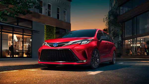 2024 Toyota Sienna: A Blend of Style and Efficiency Starting at $44,150