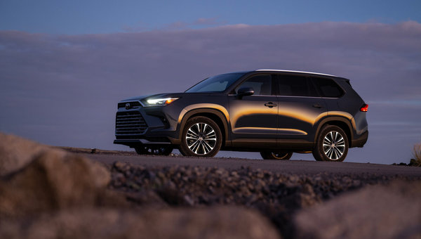8 Clever Design Details in the Grand Highlander That Every Parent Will Appreciate