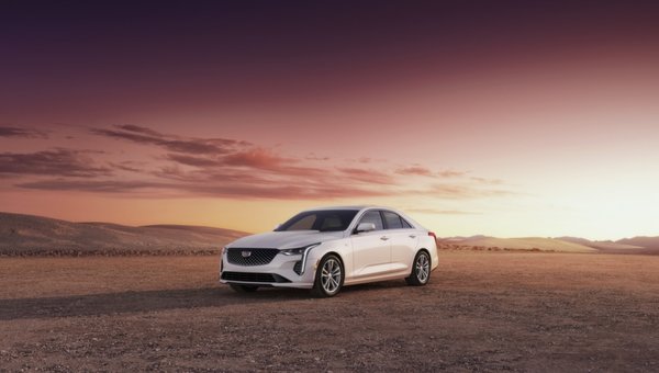 Cadillac CT4 2023 : prix et fiche technique