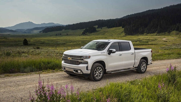 Chevrolet Silverado 1500 2020 vs Toyota Tundra 2020