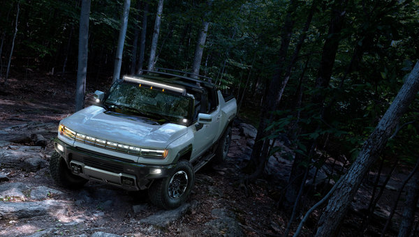 The GMC Hummer EV has a range of 526 kilometers