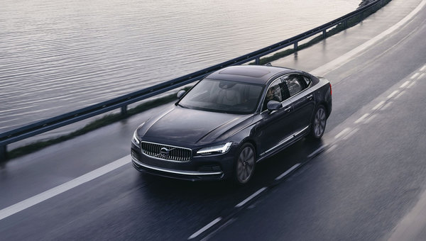 Get to Know the New 2023 Volvo S90