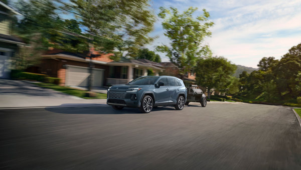 Lancement du Toyota RAV4 2026 : un trio de motorisations électrifiées
