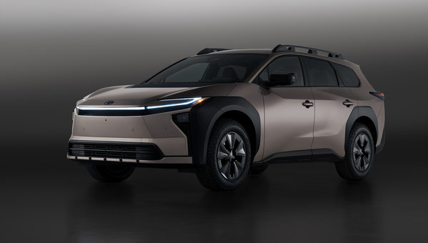 Le VUS entièrement électrique Toyota bZ Woodland 2026 : 375 ch et prêt pour l’aventure estivale