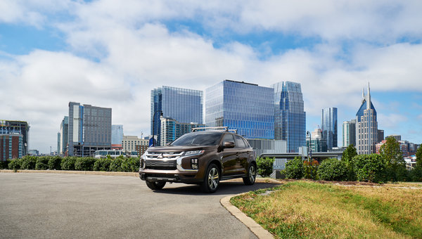 Simplifying Weekend Errands With the 2026 Mitsubishi RVR ES AWC’s Flexible Cabin