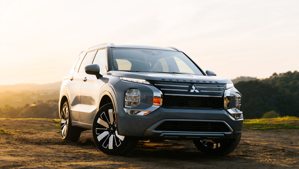 Electric Range Meets Road-Trip Flexibility: The Hybrid Advantage of the 2026 Mitsubishi Outlander PHEV