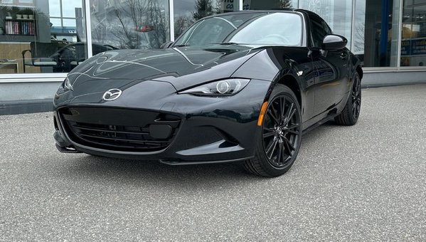 La Nouvelle MX-5 RF 2024 Décapotable : L'Été vous Appelle chez Performe Mazd